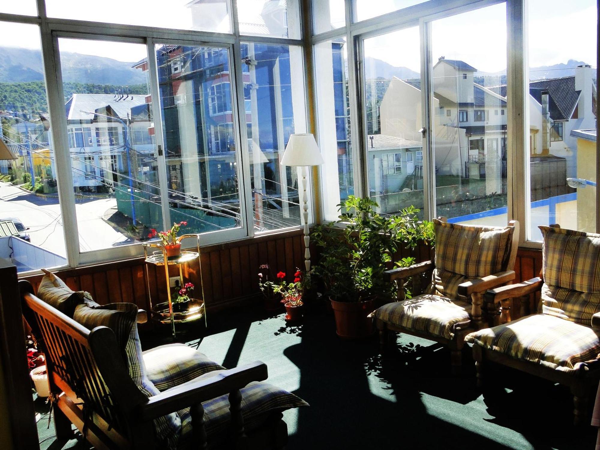Hotel Mustapic Ushuaia Exteriör bild
